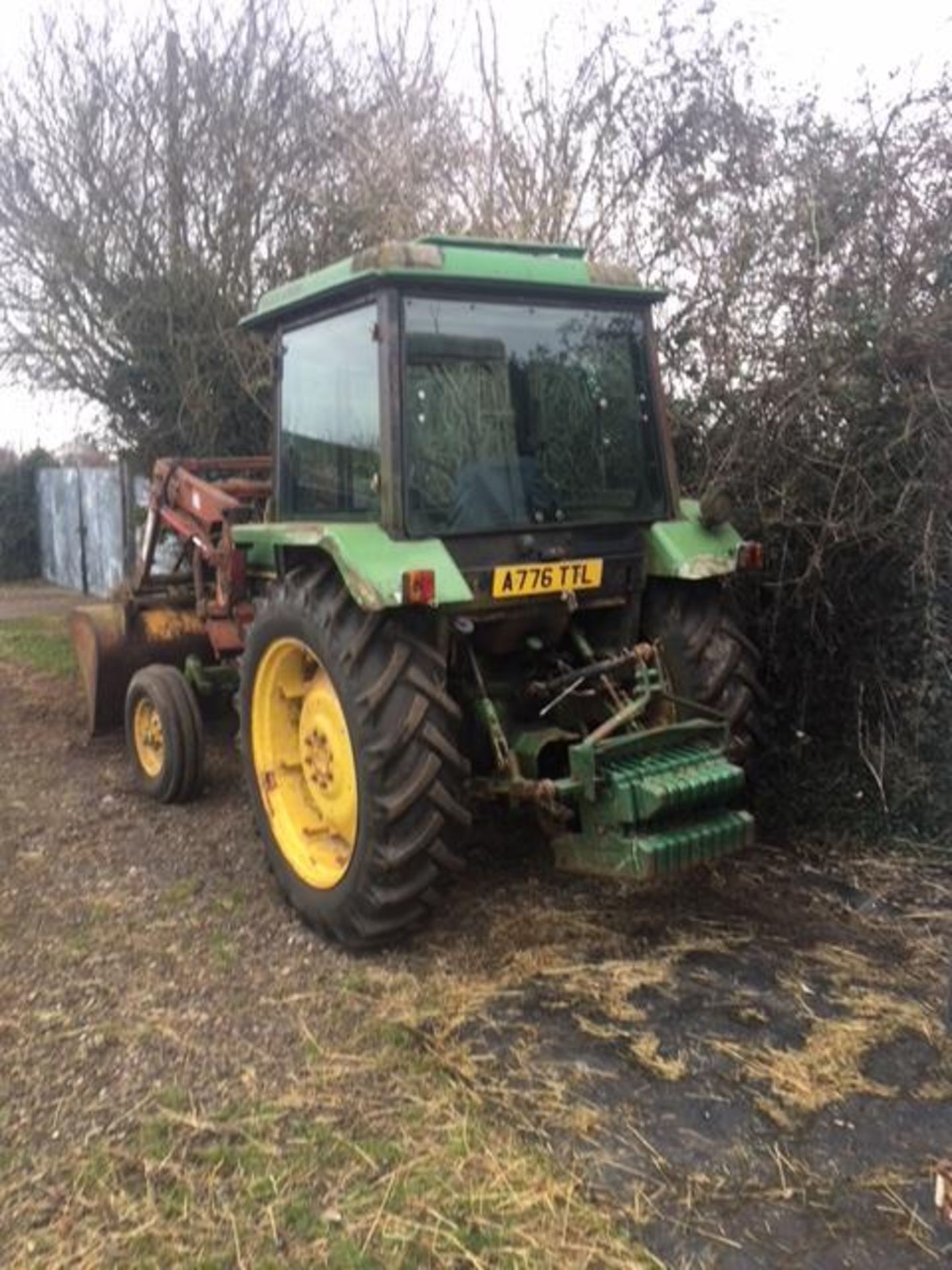 John Deere 1640 Tractor, A776 TTL, SG2 Cab, Quickie 4560 Power fore end loader, 9,124 hours, - Image 3 of 7