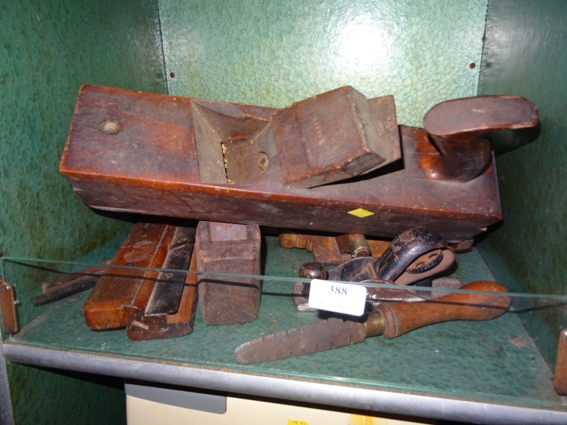 QUANTITY OF VARIOUS WOODEN PLANES INCLUDING PLOUGH PLANE, JACK PLANE, COFFIN PLANE, STANLEY NO.