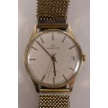 A Garrard automatic 9ct gold cased gentleman's wristwatch, Birmingham 1985