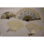 A faux tortoiseshell painted lace fan, the blade with gilt embellishments, 9½" long, a similar