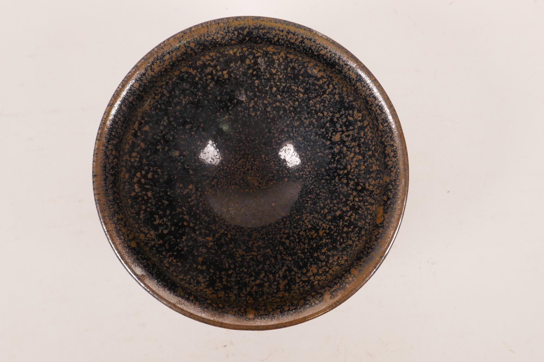 A Chinese Jian kiln pottery rice bowl, 5" diameter - Image 2 of 3