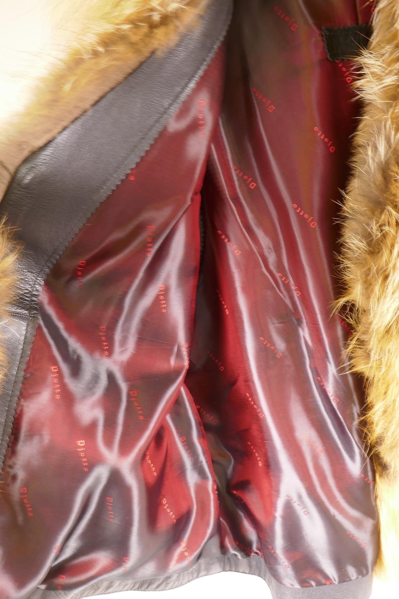 A Djotto red fox fur and leather gillet - Image 2 of 3