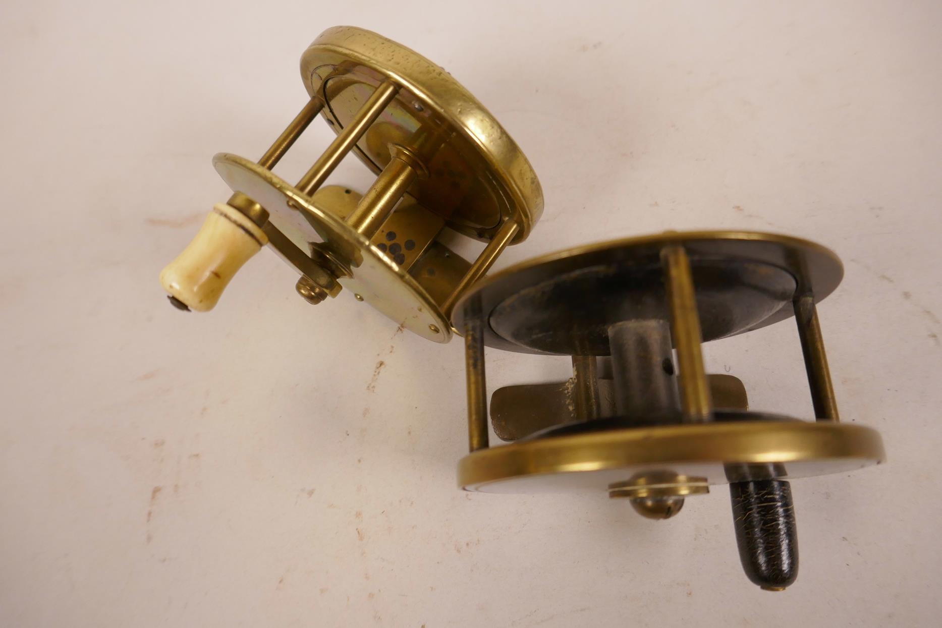 Two early brass trout fishing reels, 2¾" x 2¼" diameter - Image 3 of 4