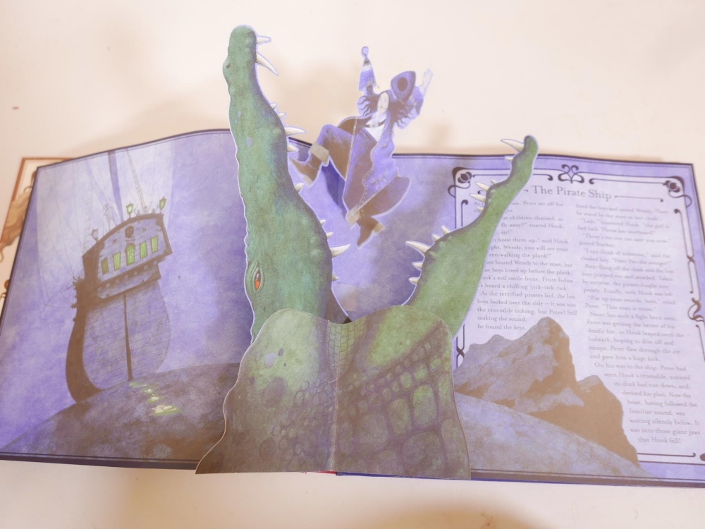 A box of childrens' illustrated pop up books including a musical Peter Pan from Templar publishing - Image 6 of 6