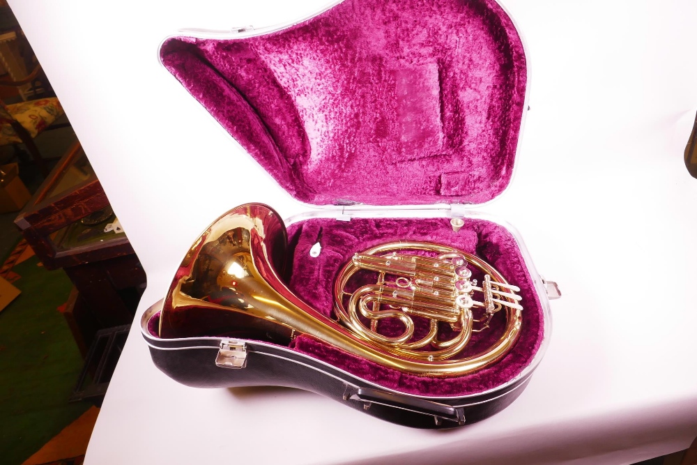 A brass French horn in fitted case - Image 2 of 3