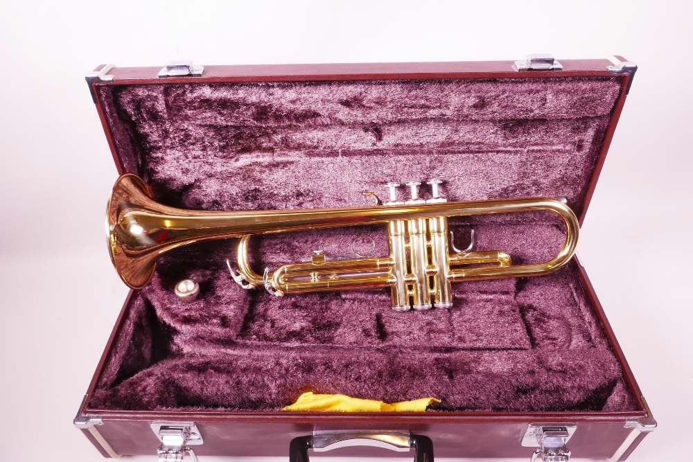 A Yamaha brass trumpet in fitted case, YTR2320 204771