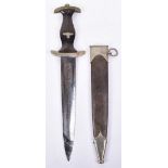 Third Reich Model 1933 SS Enlisted Mans Dress Dagger by E Pack & Sohne