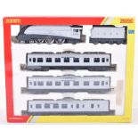 Hornby 00 Gauge R3174 Silver Jubilee Train Pack,