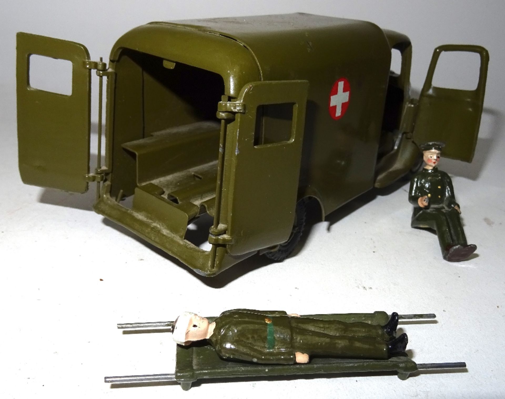 Britains set 1512, Army Ambulance - Image 2 of 4