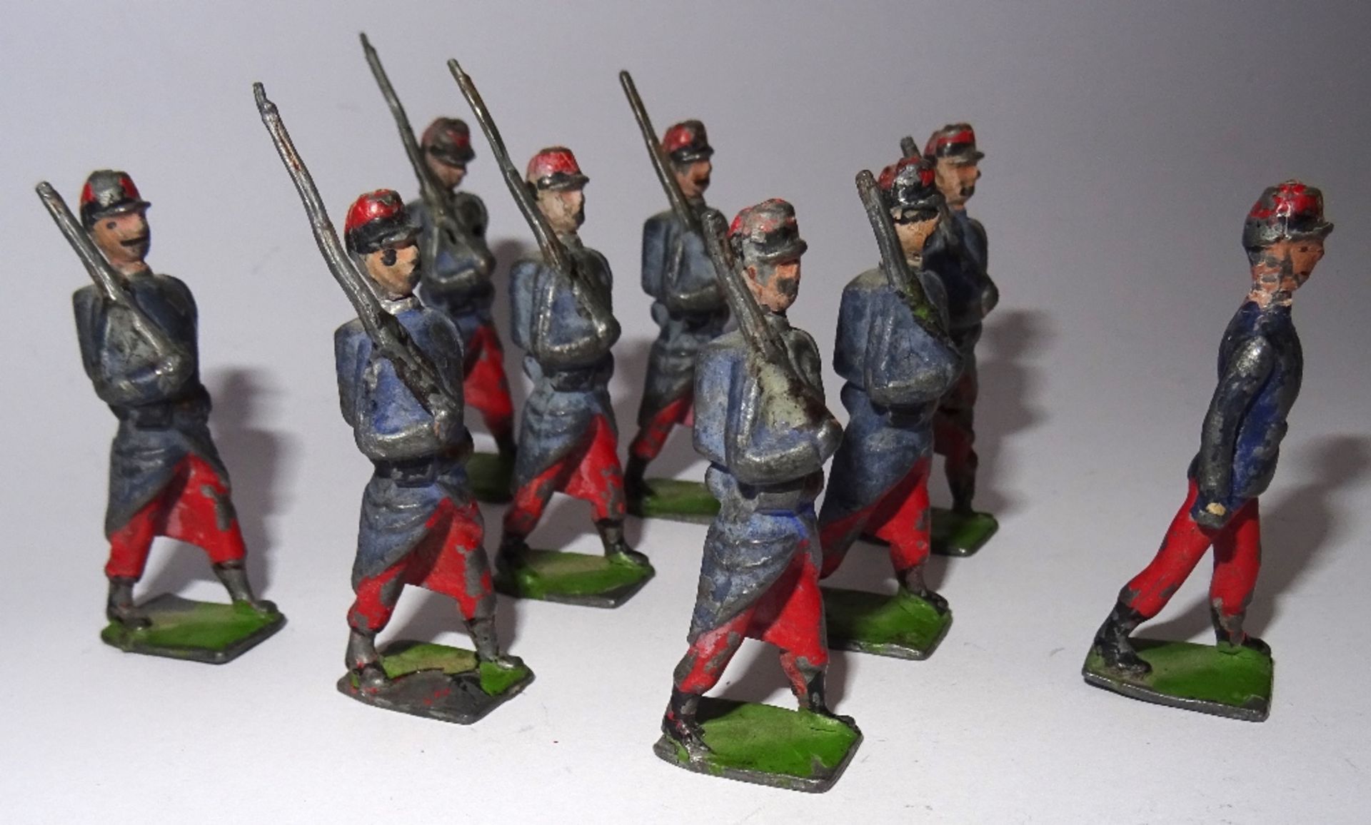 Britains RARE PARIS OFFICE small size French Infanterie - Image 3 of 5