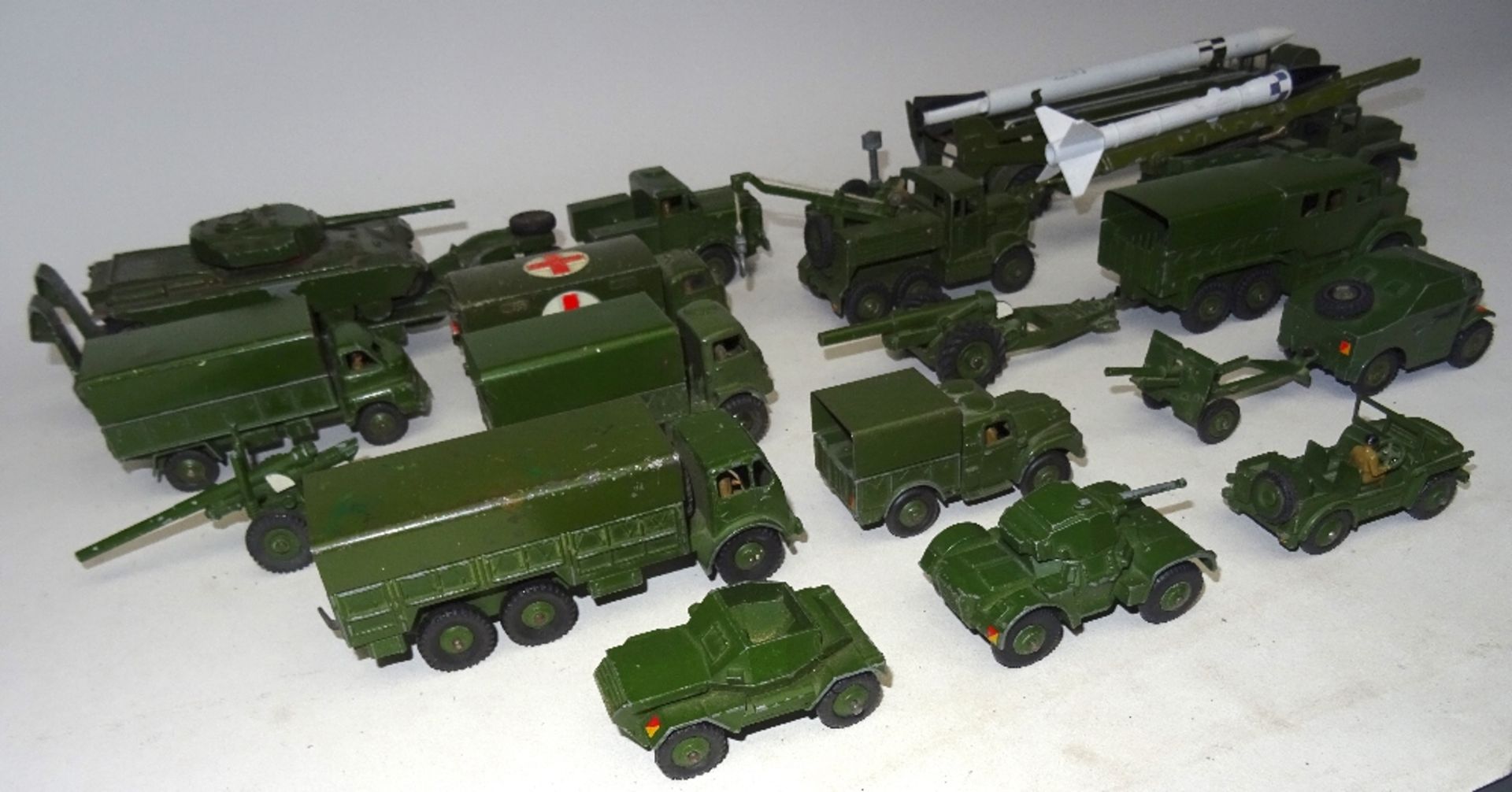 Dinky Military Vehicles - Image 3 of 3