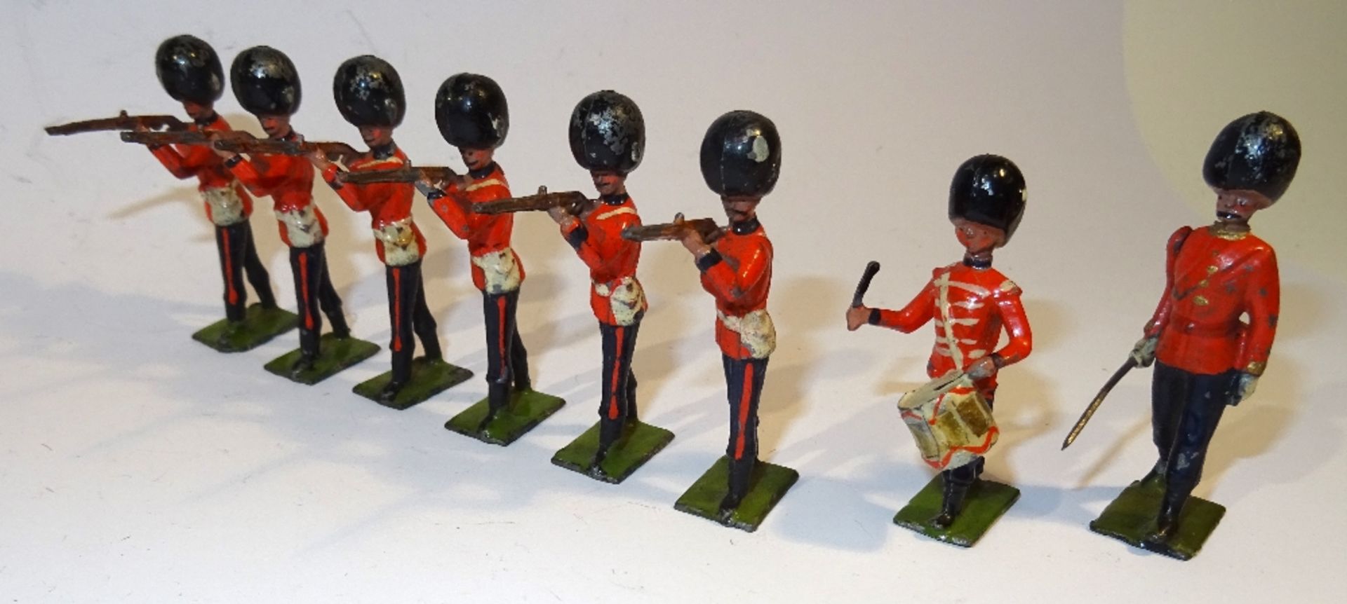 Britains firing Foot Guards - Image 8 of 8