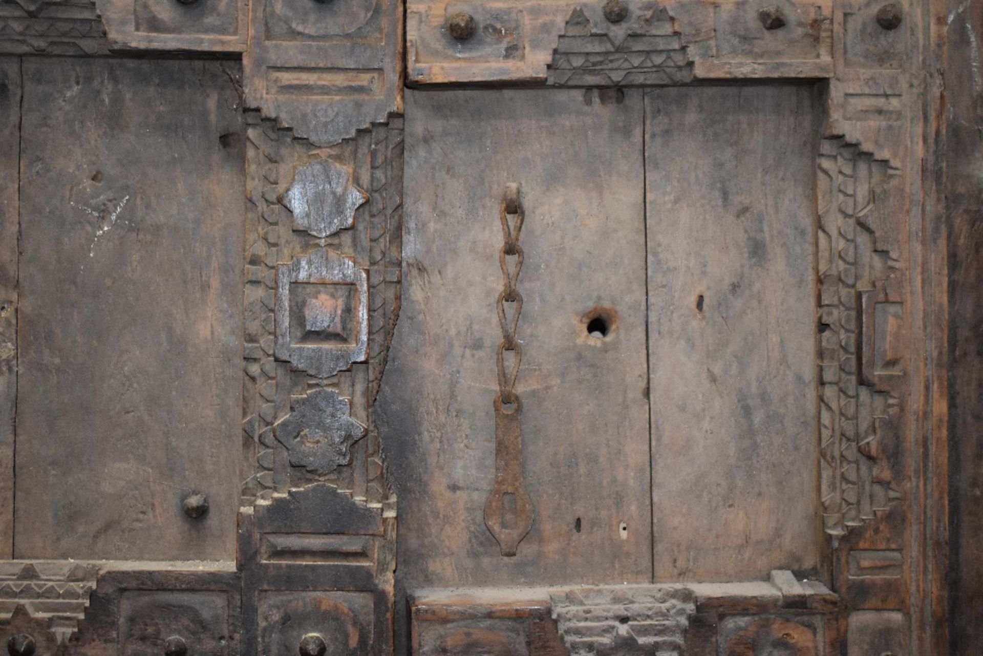 A pair of impressive 18th century teak and iron doors, possibly Spanish Colonial - Image 5 of 10