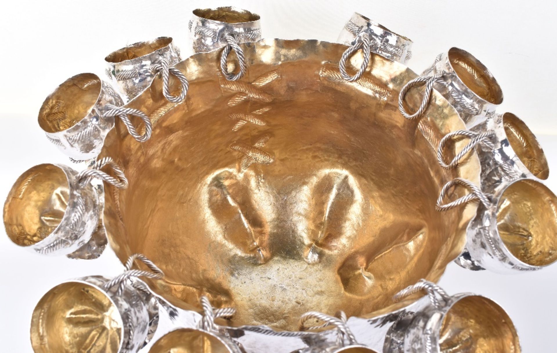 An impressive 20th century German silver (.800) novelty punch bowl and lid with twelve matching silv - Image 4 of 6