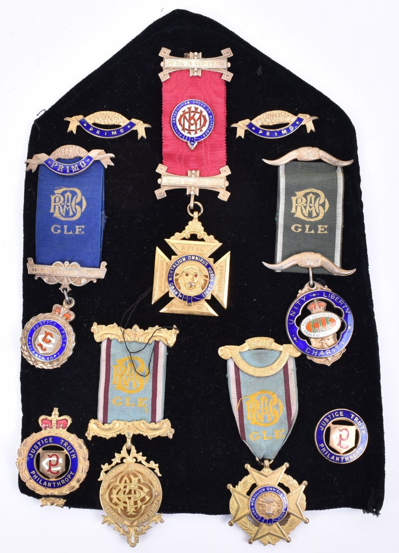 Several 1920’s and 1930’s Masonic medals, including A Royal Order of Antediluvian Buffaloes 9ct gold - Image 3 of 7