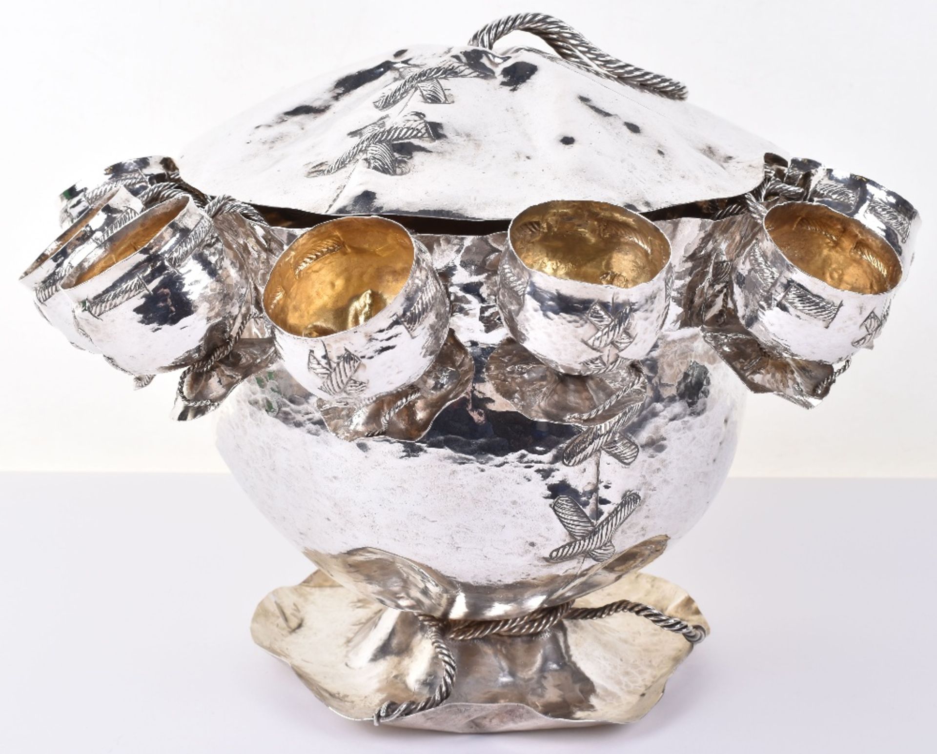 An impressive 20th century German silver (.800) novelty punch bowl and lid with twelve matching silv - Image 5 of 6