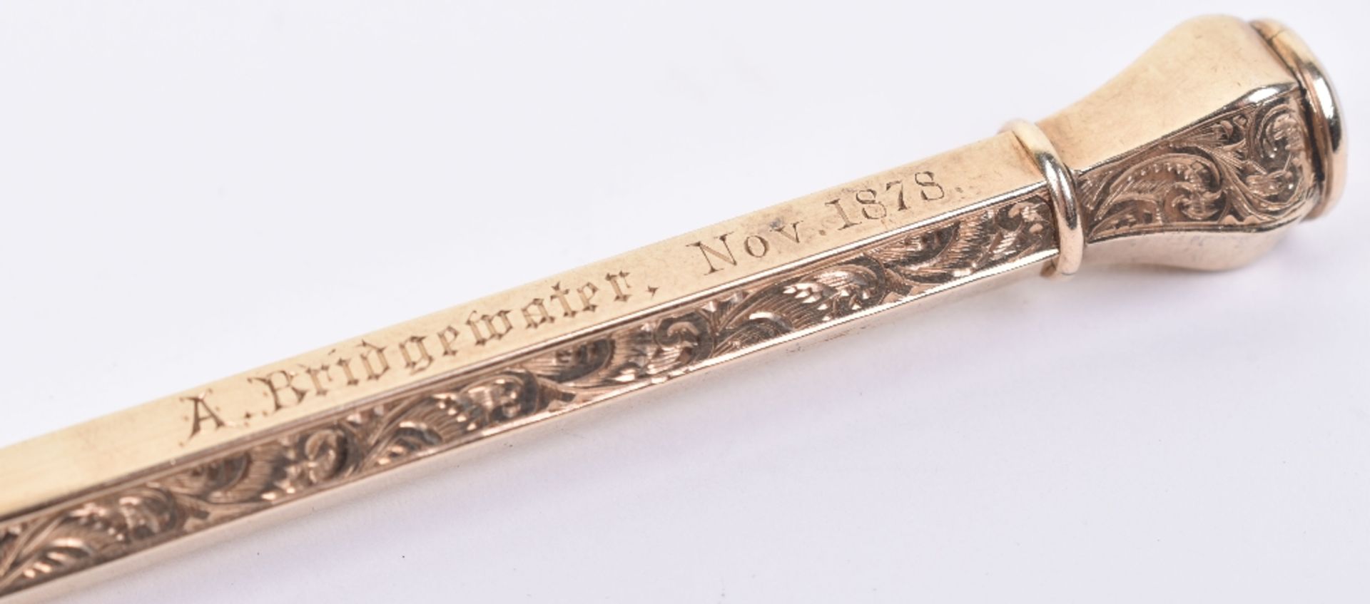 A Victorian gold pencil - Image 3 of 4