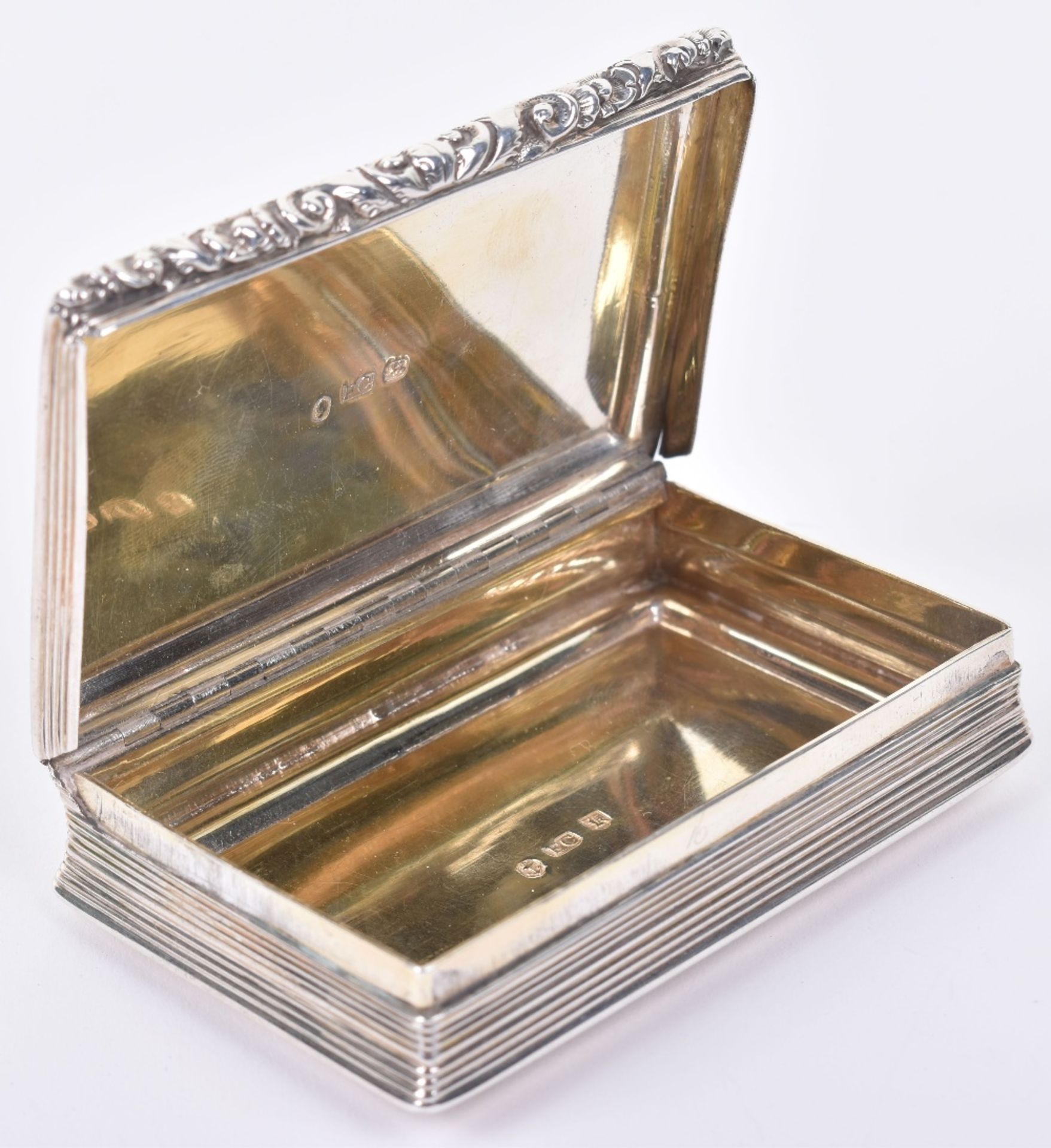 A William IV silver snuff box, by Francis Clarke, Birmingham 1833 - Image 3 of 5