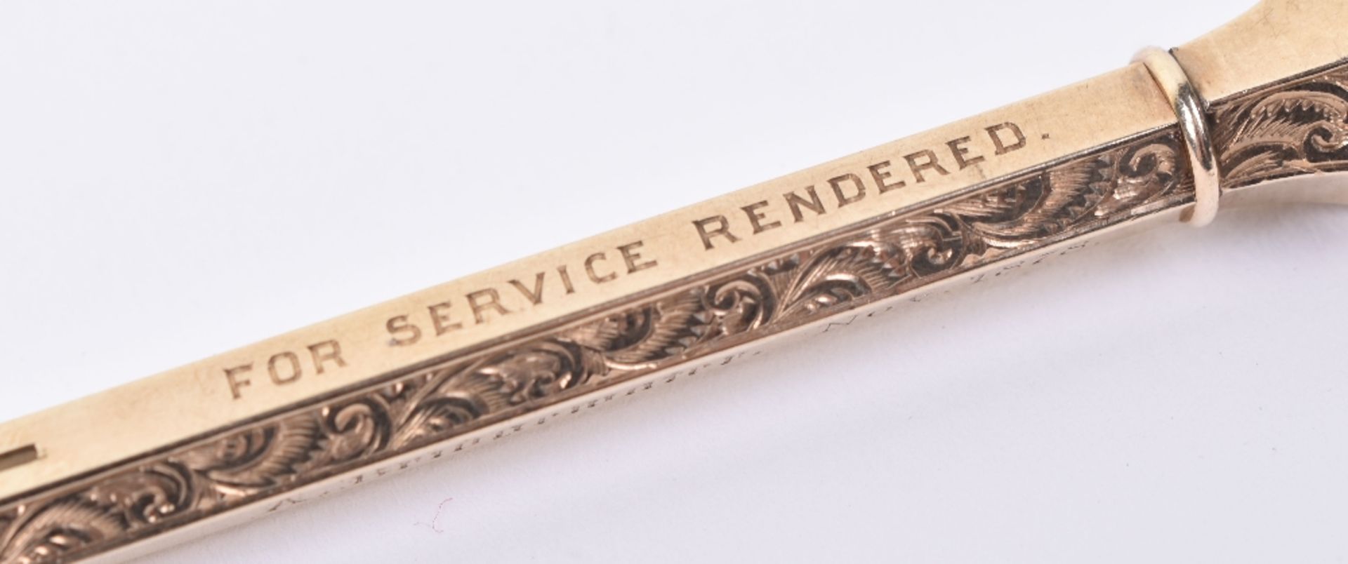 A Victorian gold pencil - Image 4 of 4