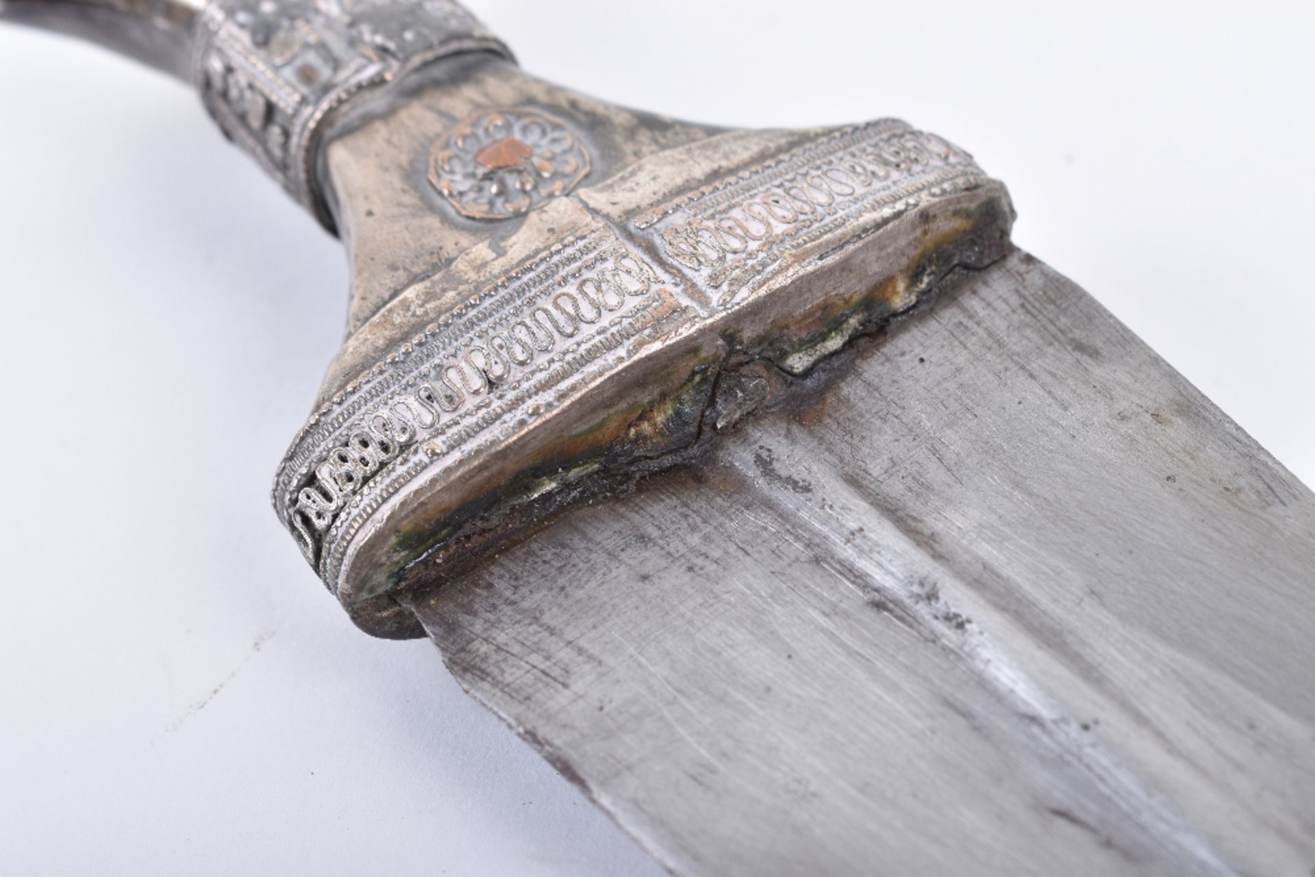 Large Arab Low-Grade Silver Mounted Dagger Jambya - Image 16 of 21