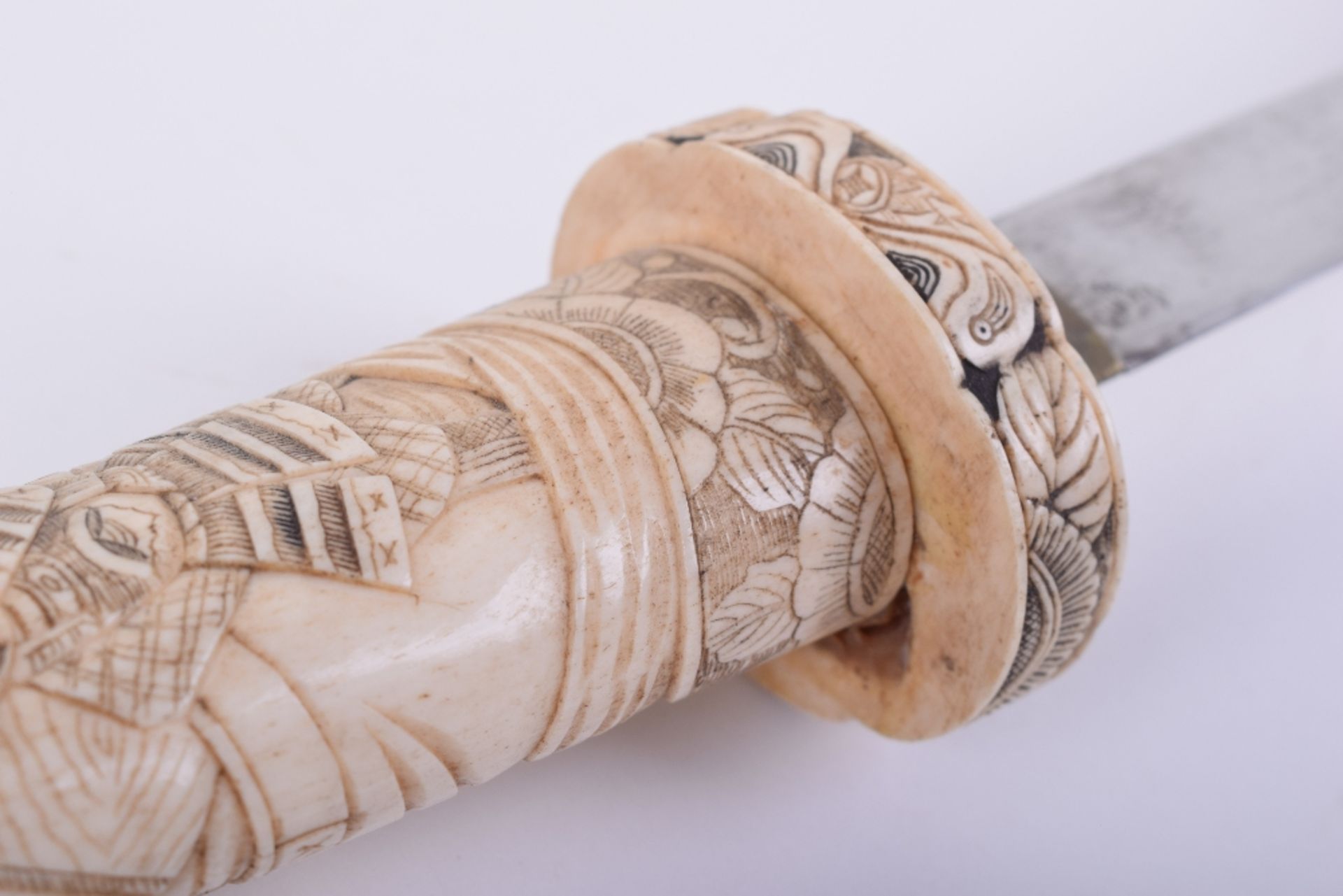 Japanese Carved Bone Sword Katana - Image 8 of 9