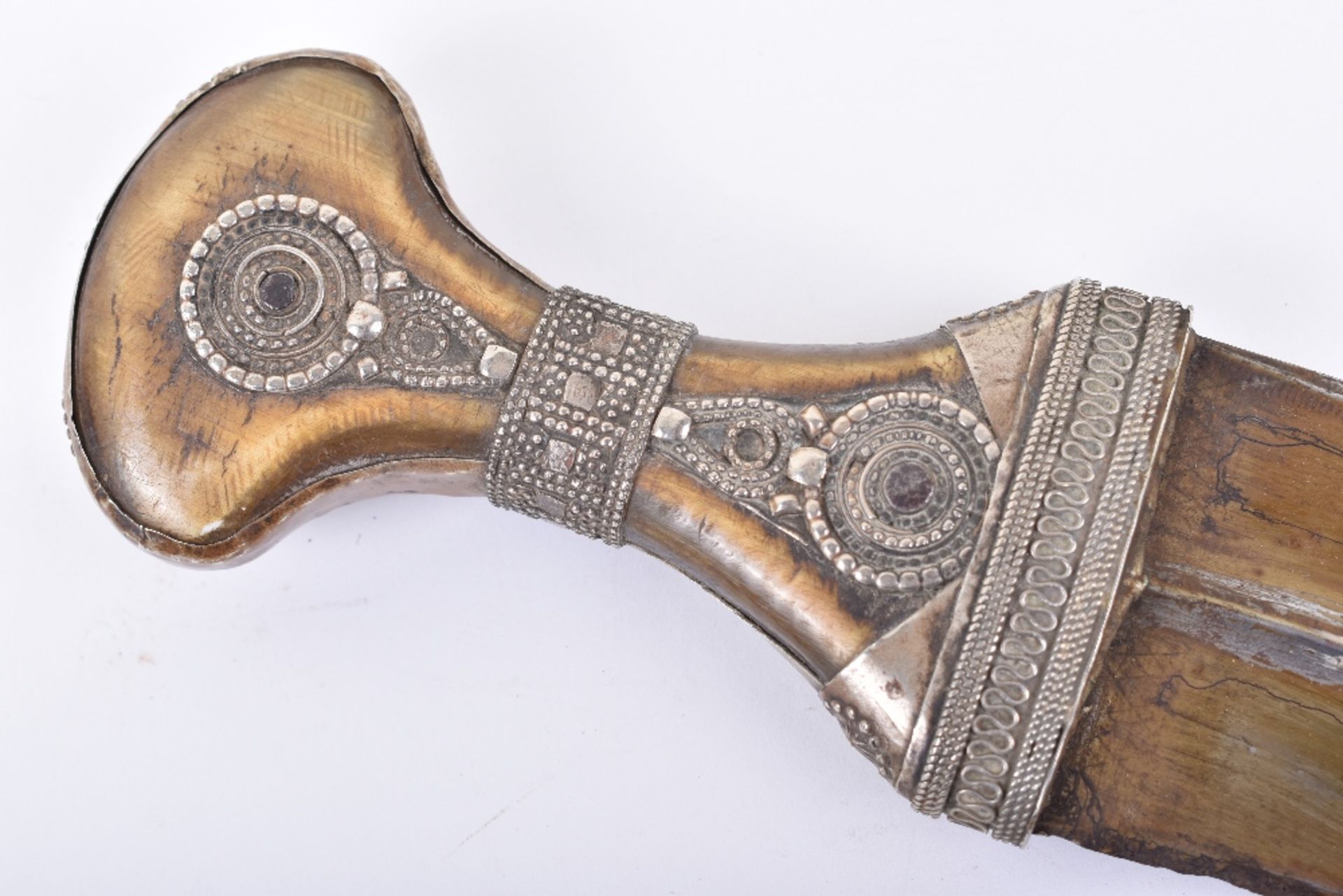 Large Arab Dagger Jambya Probably from the Hadhramaut - Image 12 of 17