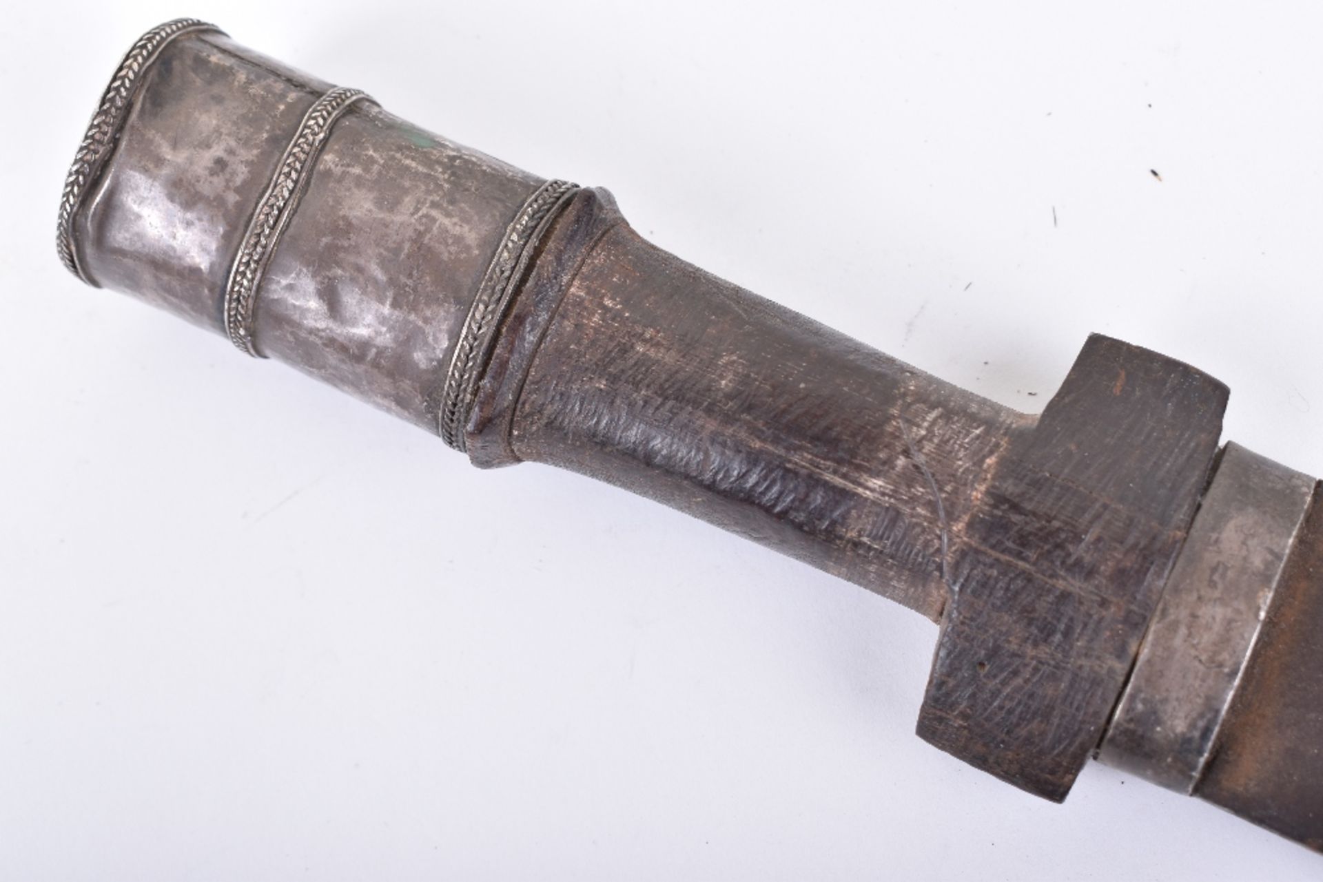 Bhutanese Short Sword - Image 9 of 14