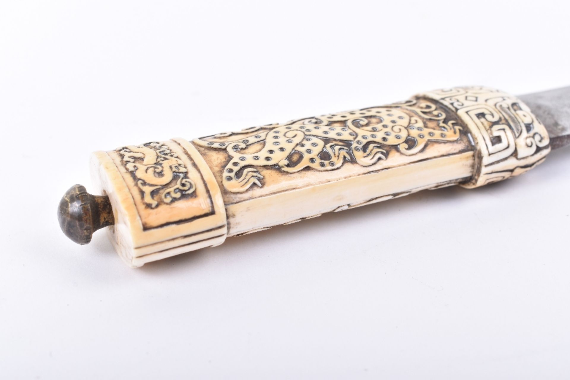 ^ Good Quality and Very Unusual Chinese Carved Ivory Dagger, 19th Century or Earlier - Image 13 of 13