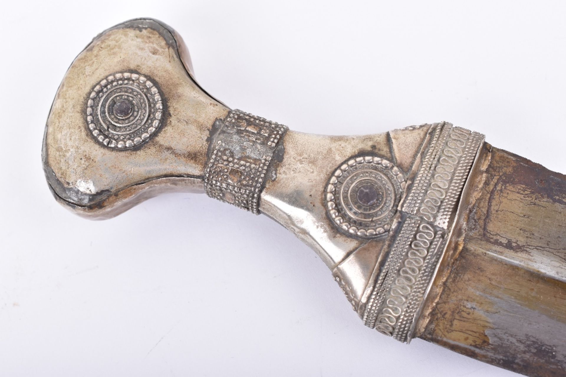 Large Arab Dagger Jambya Probably from the Hadhramaut - Image 9 of 17