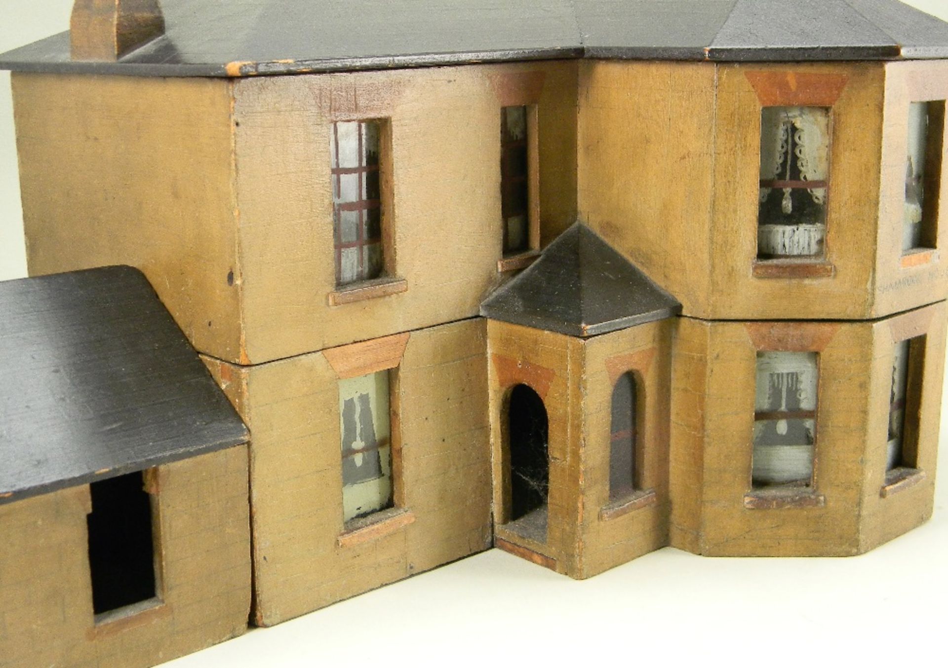 ‘Shamrock House’ a fine and early wooden dolls house model, probably Irish, late eighteenth century, - Image 6 of 7
