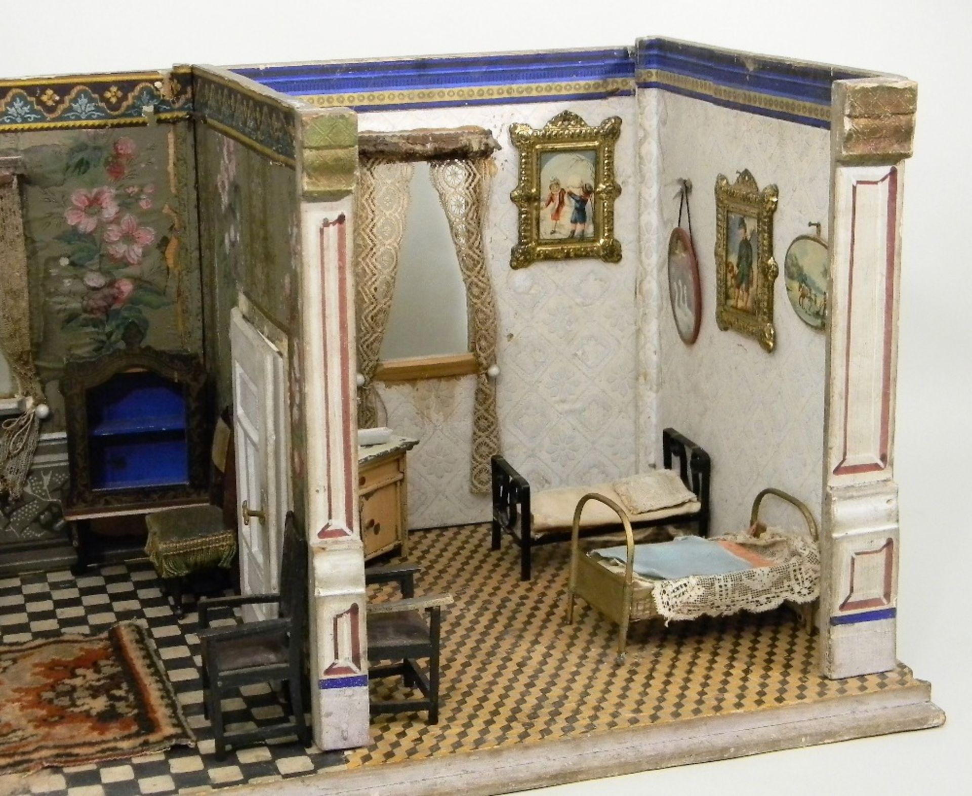 A good painted wooden German Room set, circa 1880, - Image 3 of 3