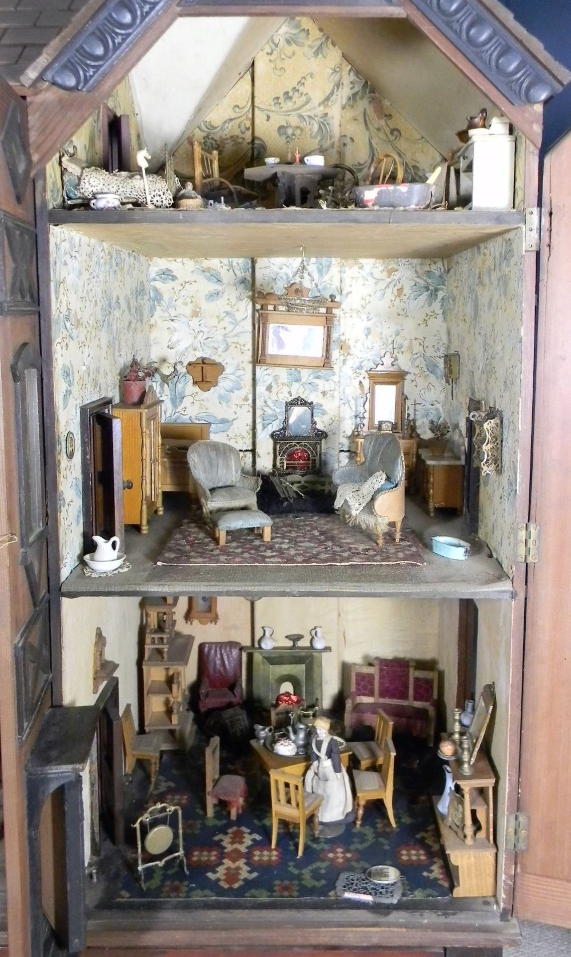 A large and impressive wooden dolls house and contents on stand, probably German circa 1880, - Image 5 of 13