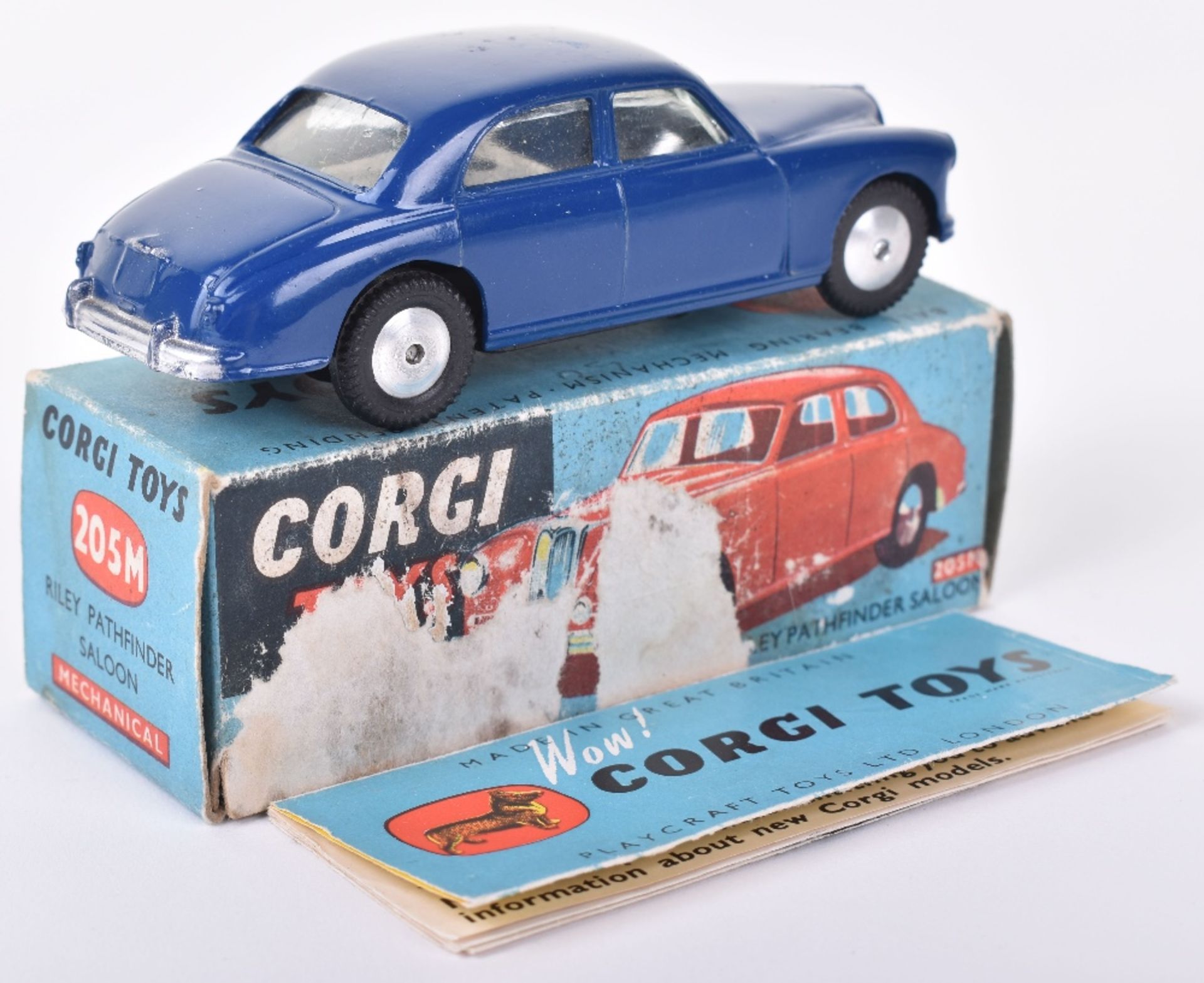 Corgi Toys 205M Riley Pathfinder Saloon - Image 2 of 2