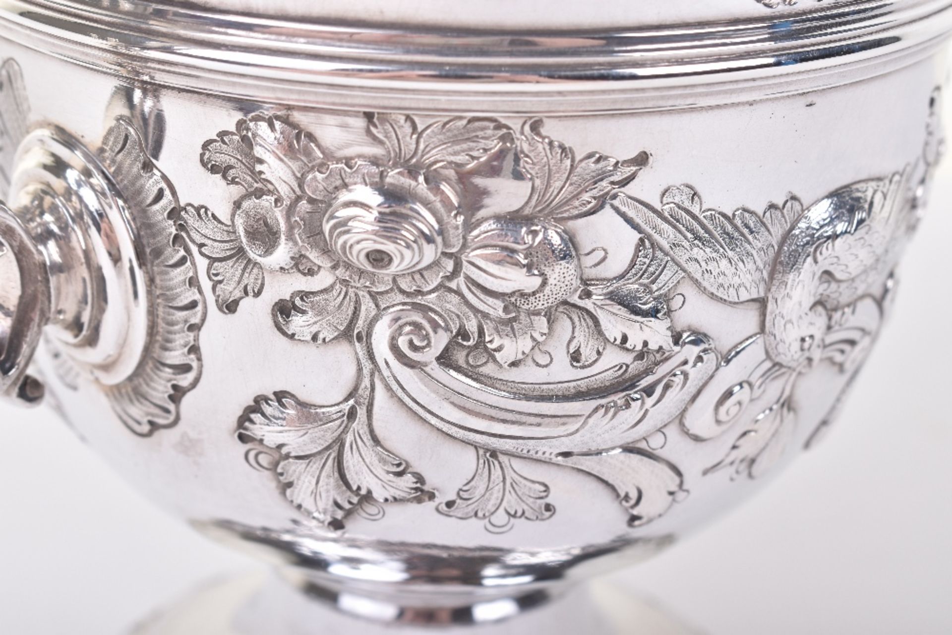 An Irish George III silver trophy cup and cover, William Townsend, Dublin 1771 - Image 5 of 12