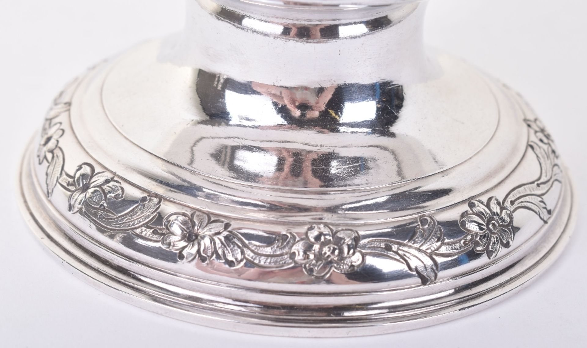 An Irish George III silver trophy cup and cover, William Townsend, Dublin 1771 - Image 6 of 12