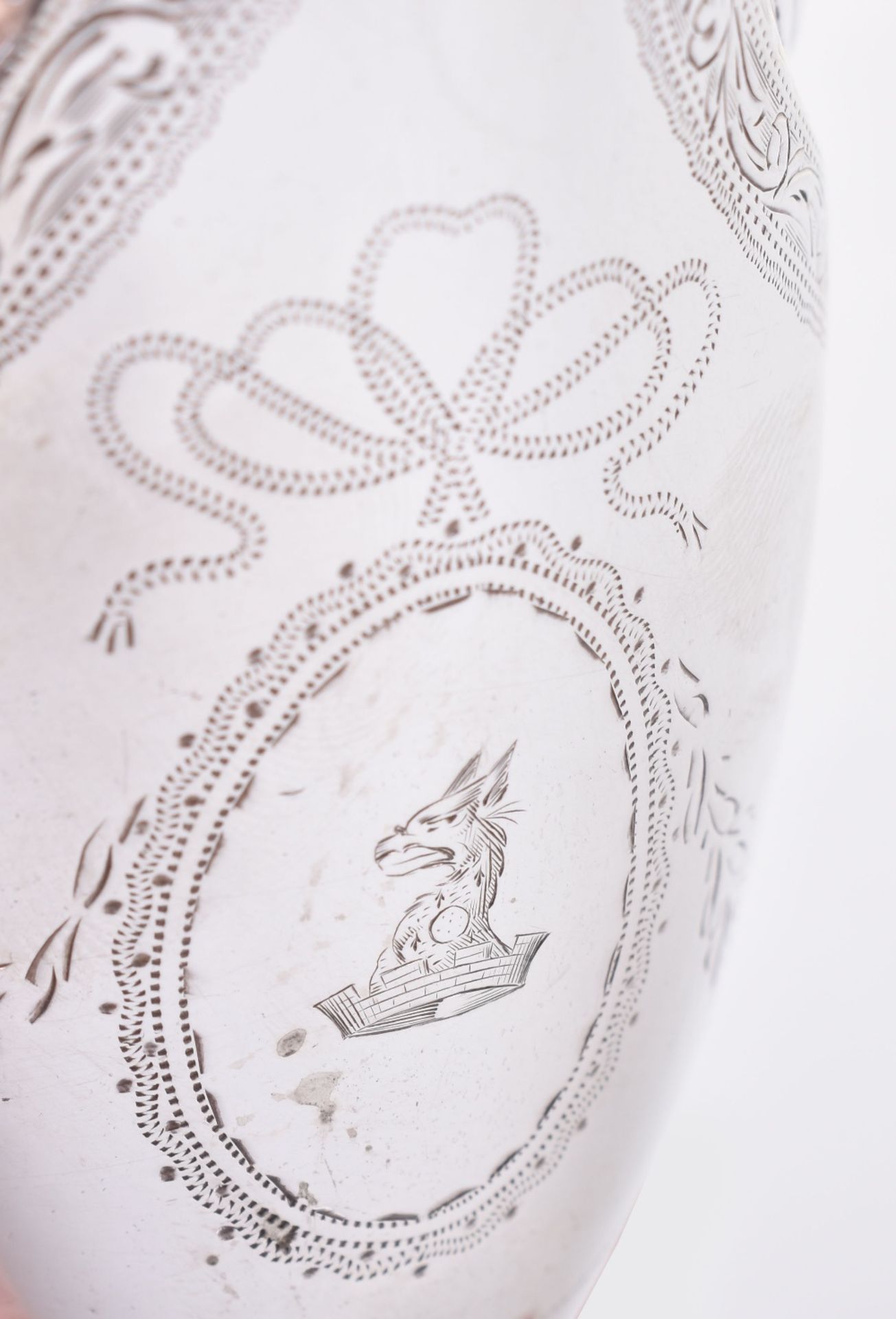 A George III silver cream jug, James Sutton, London 1793 - Image 4 of 8