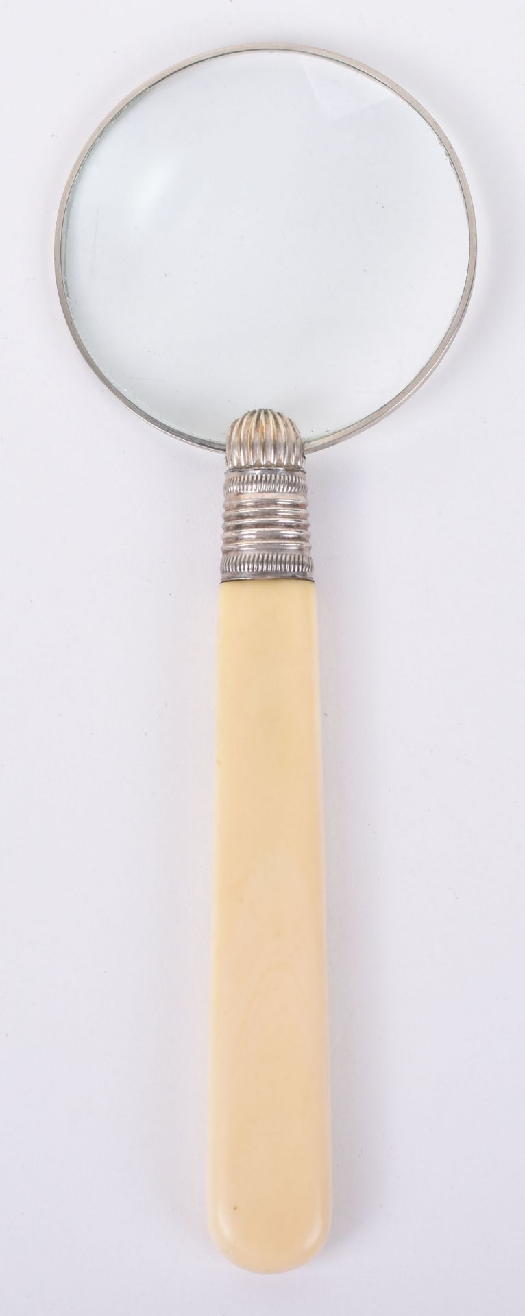 ^A late 19th century Japanese Shibayama carved magnifying glass, Meiji period - Image 2 of 6