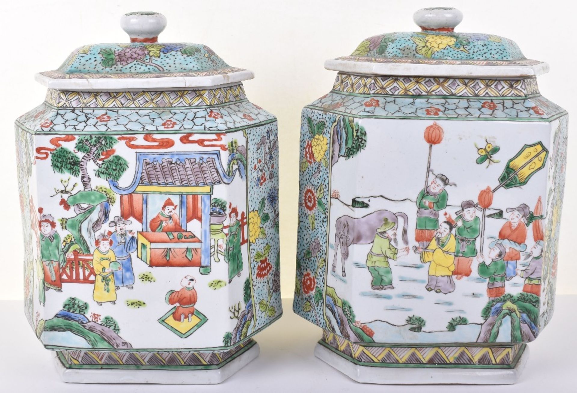 A pair of 19th century Chinese famille verte lidded vases - Image 2 of 8