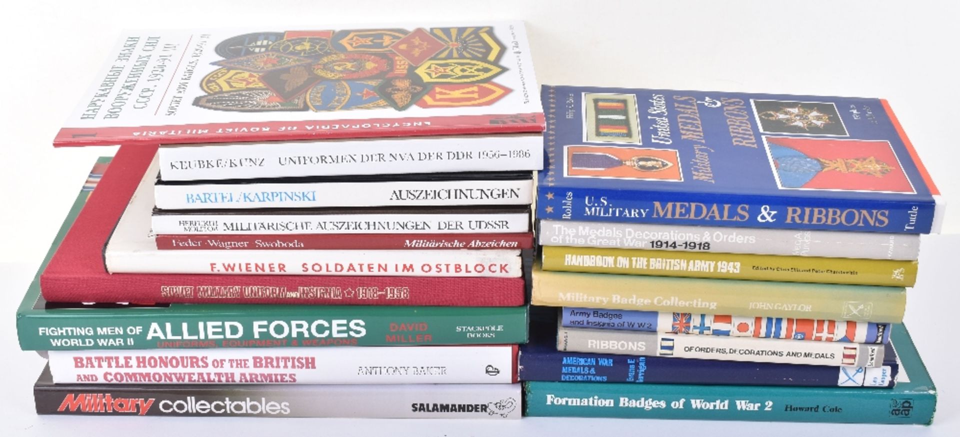 Military Collecting Reference Books