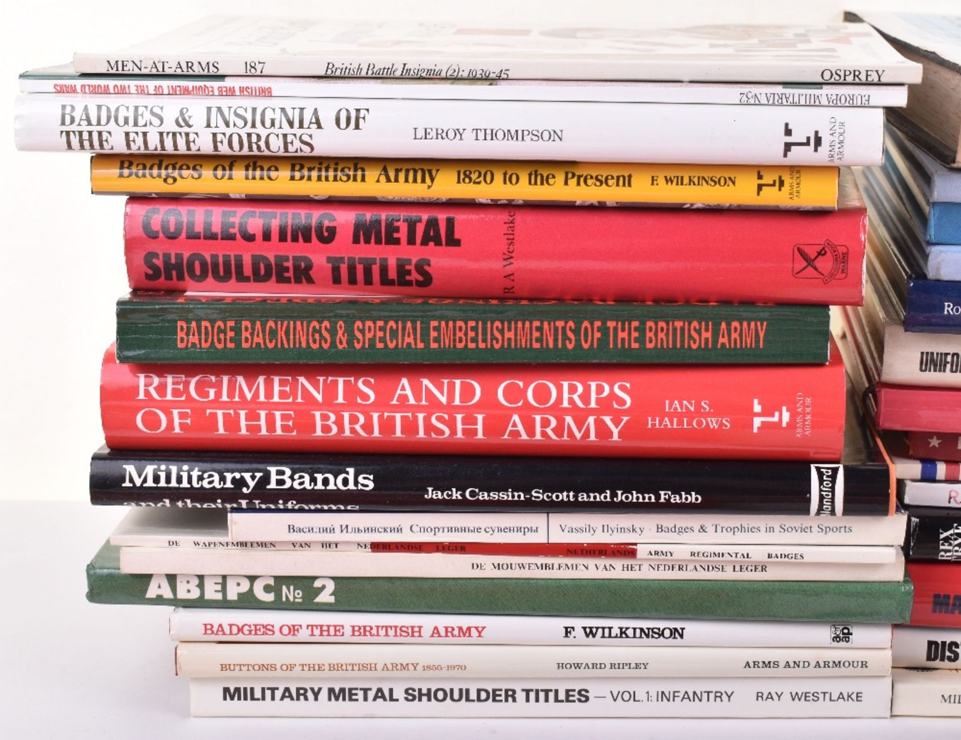 Quantity of Books on Militaria Collecting - Image 2 of 3