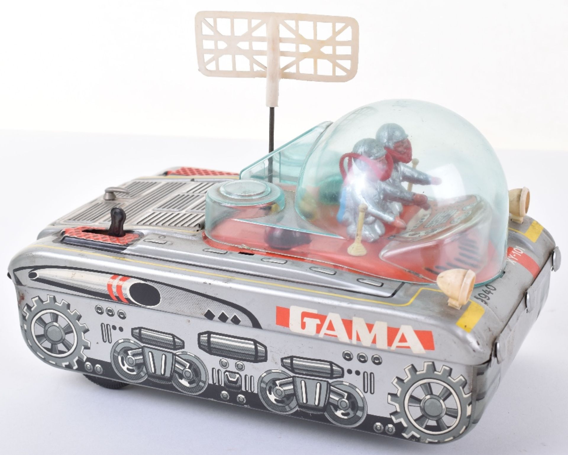 Gama 9940 XY-101 Space Tank tinplate battery operated toy, Western Germany 1960s - Image 2 of 4