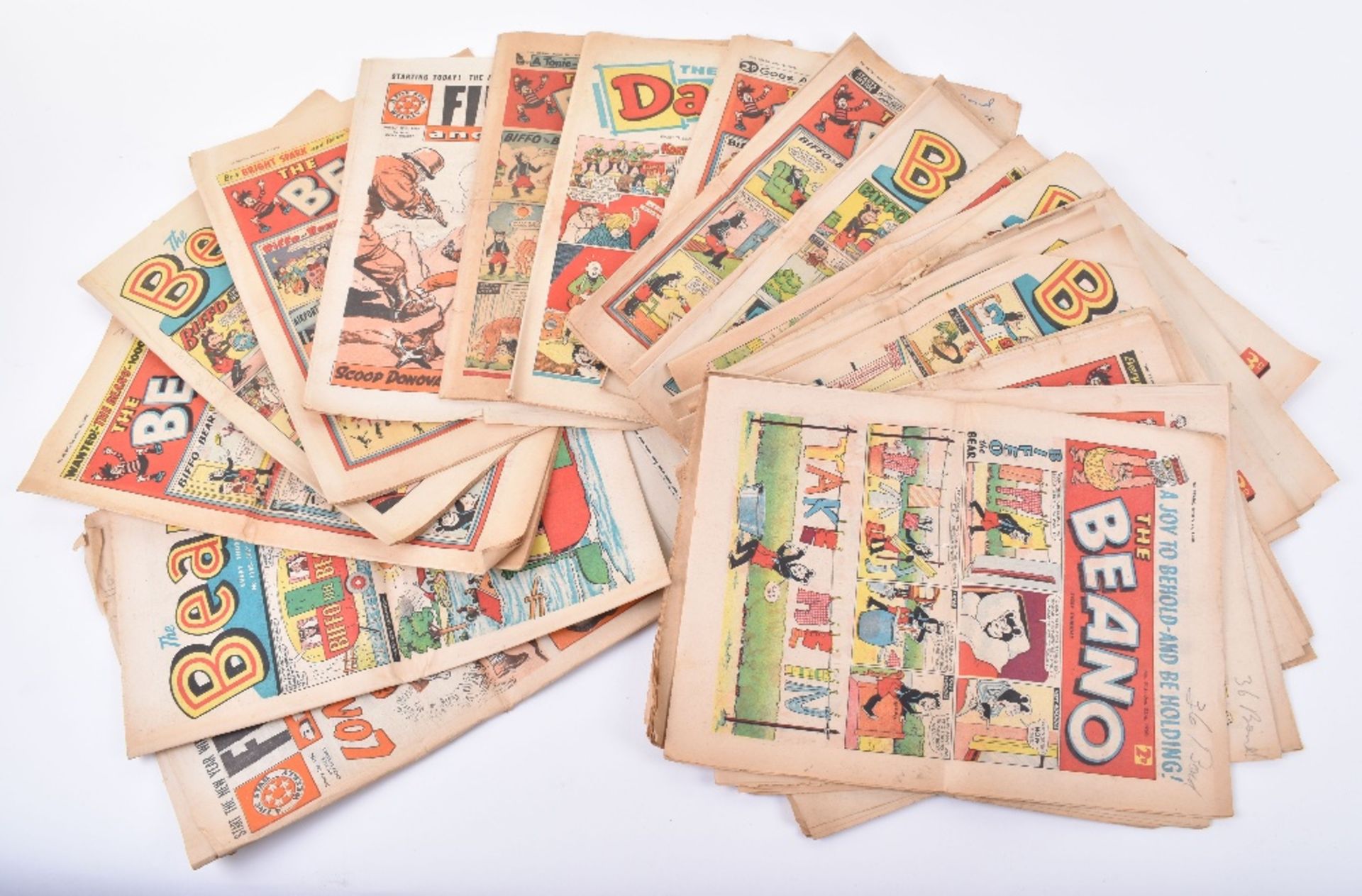 Quantity of The Beano Vintage Comics - Image 2 of 2