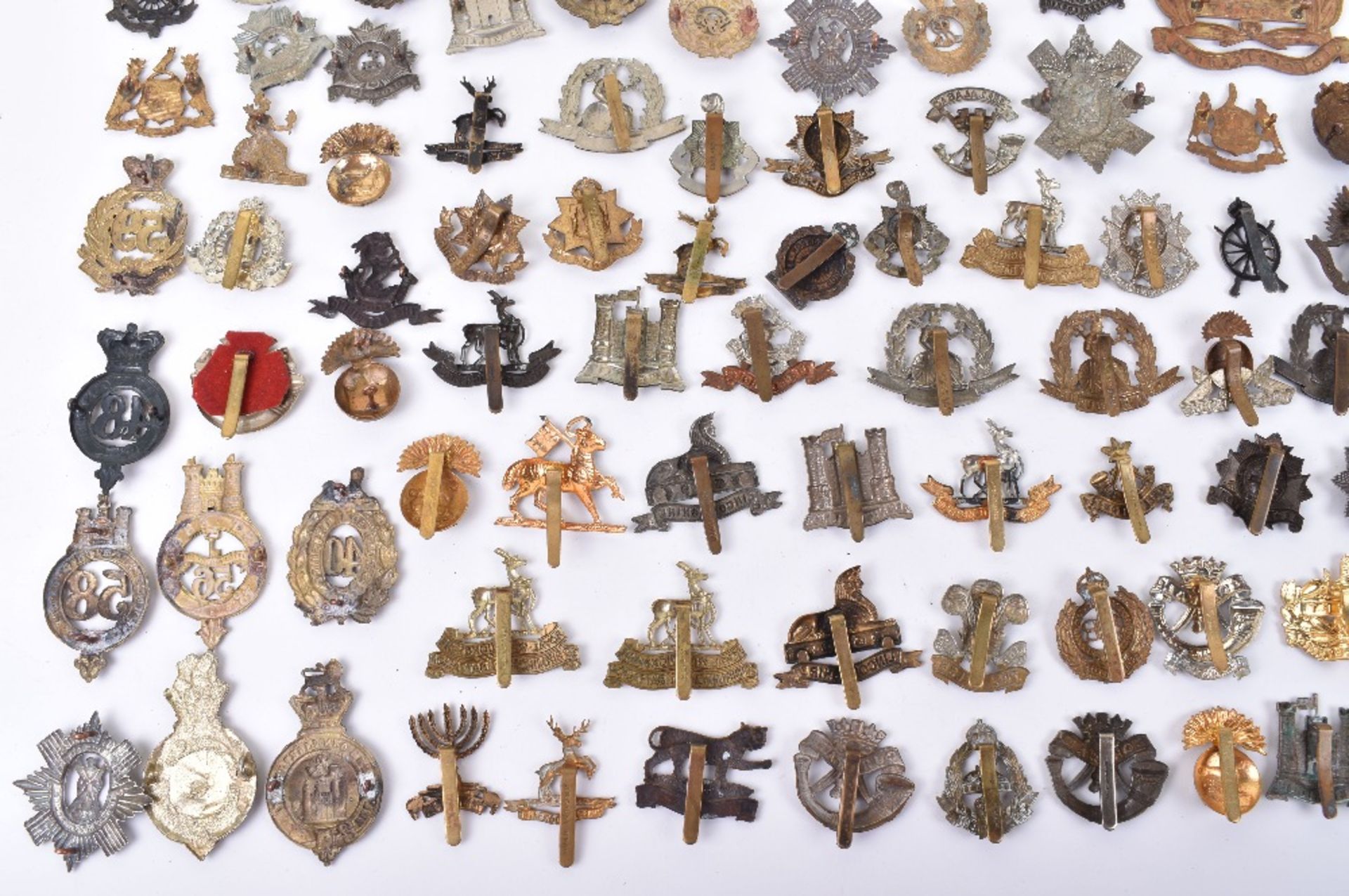 Large Quantity of Restrike Cap and Headdress Badges - Image 7 of 10