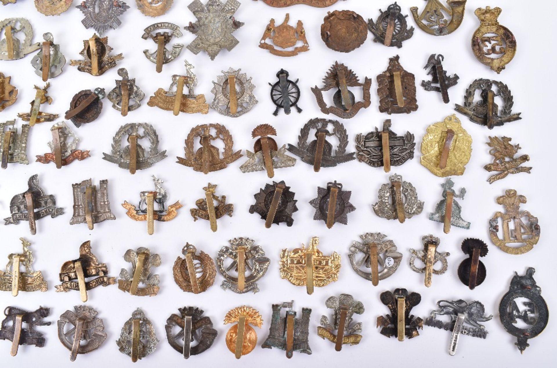Large Quantity of Restrike Cap and Headdress Badges - Image 10 of 10