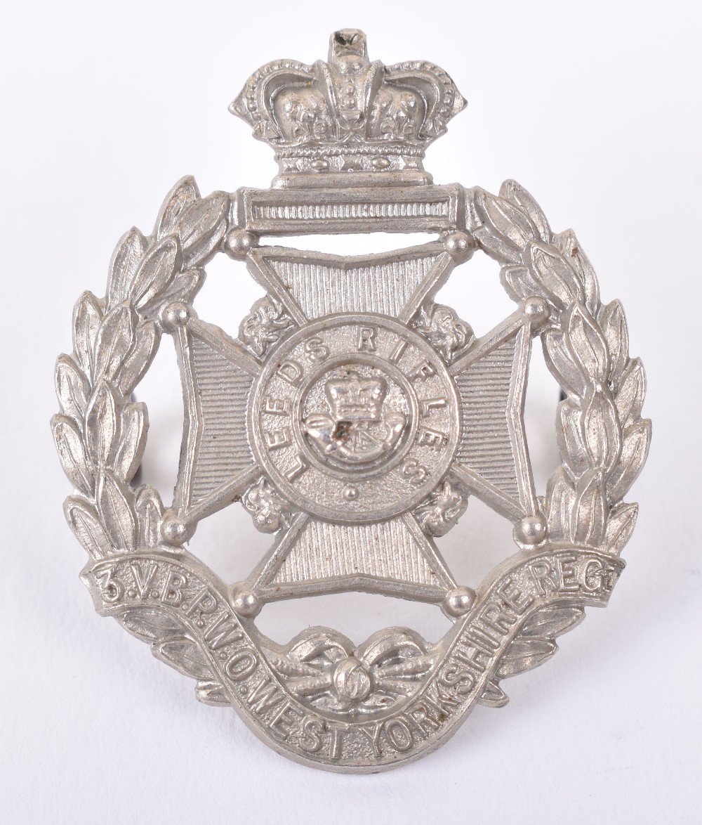 Victorian 3rd Volunteer Battalion PWO West Yorkshire Regiment Leeds Rifles Forage Cap Badge