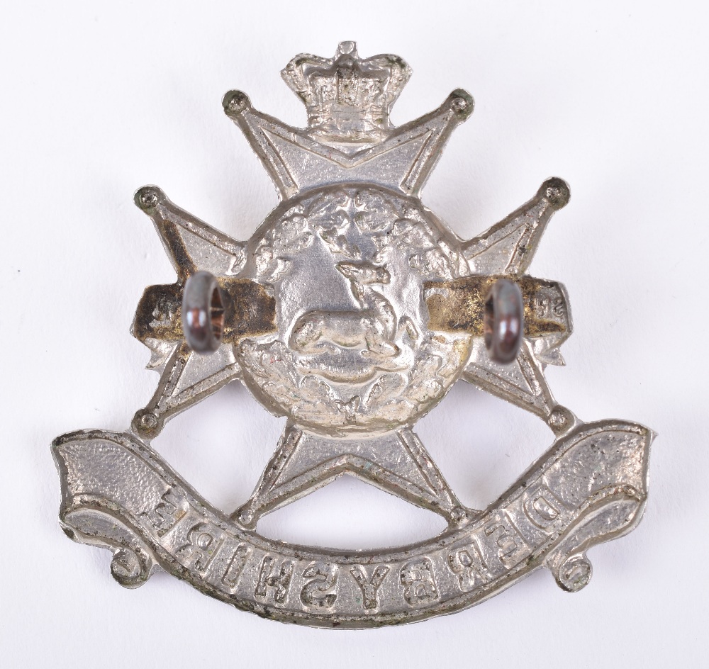 Victorian Derbyshire Regiment Volunteers Cap Badge - Image 2 of 2