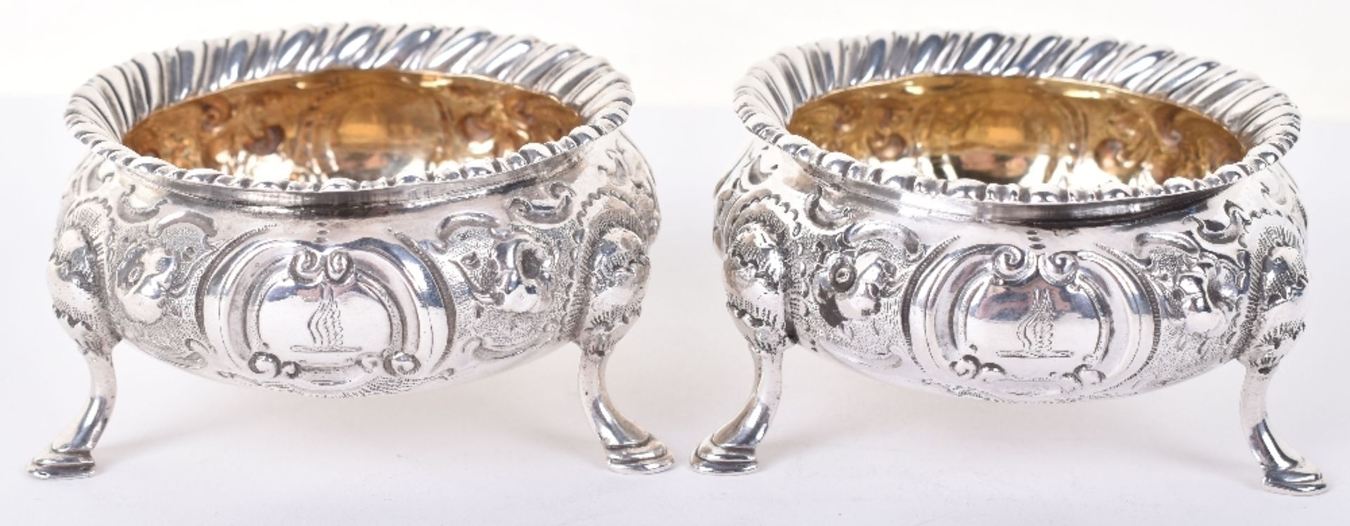 A pair of Victorian silver salt cellars, by Robert Hennell II, London 1855