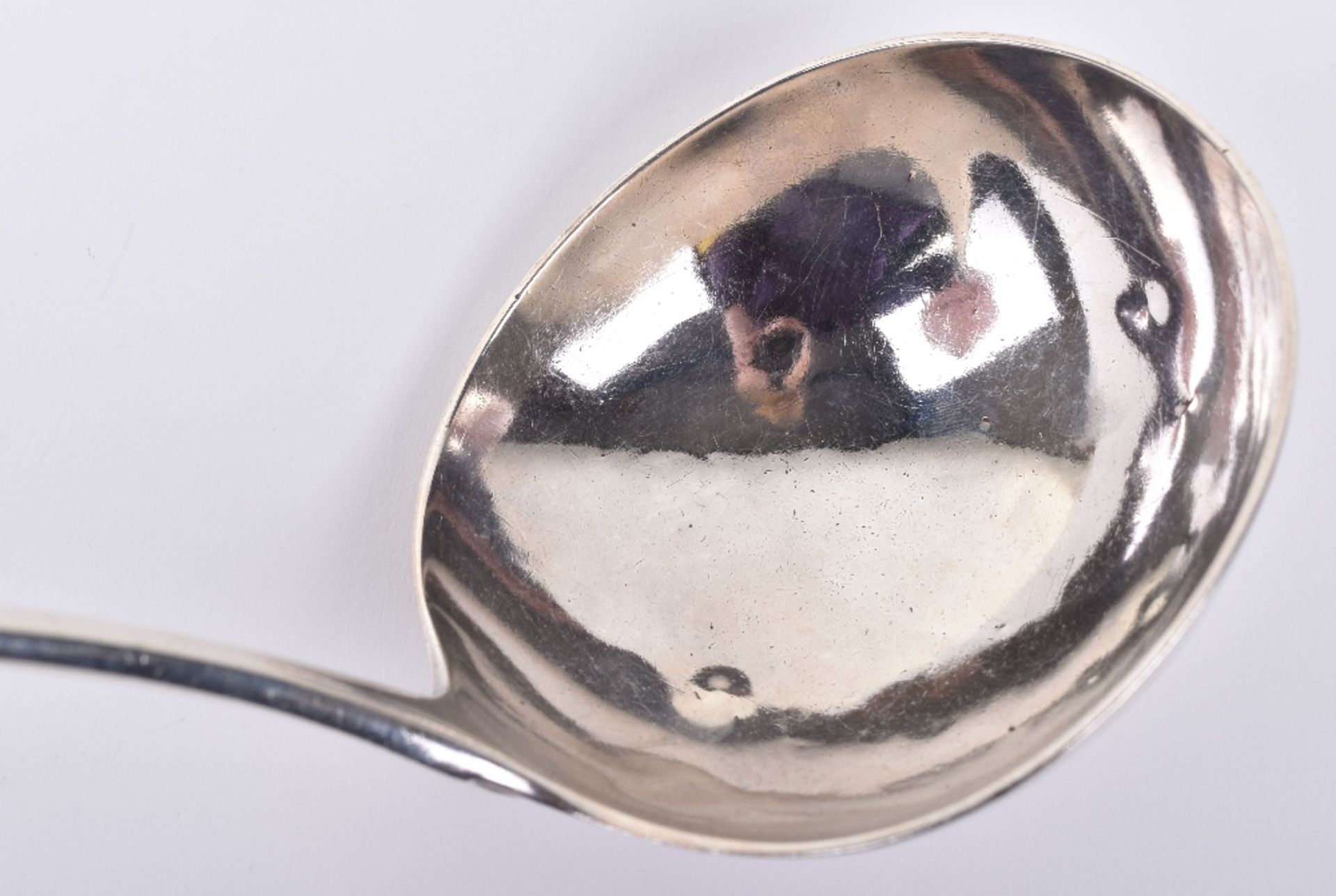 A large Scottish silver ladle, by Alexander Zeigler, Edinburgh 1797 - Image 5 of 6