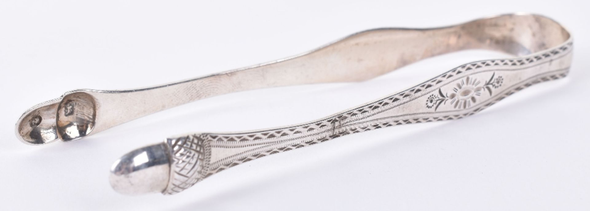 A pair of pretty silver acorn George III sugar tongs, by Samuel Godbehere & Edward Wigan - Image 4 of 8