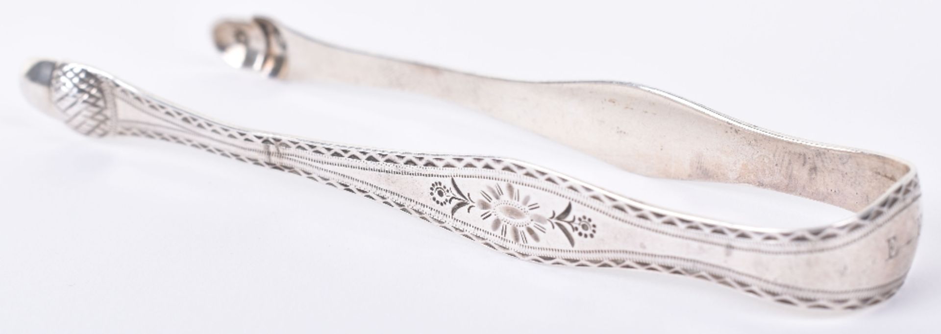 A pair of pretty silver acorn George III sugar tongs, by Samuel Godbehere & Edward Wigan - Image 7 of 8